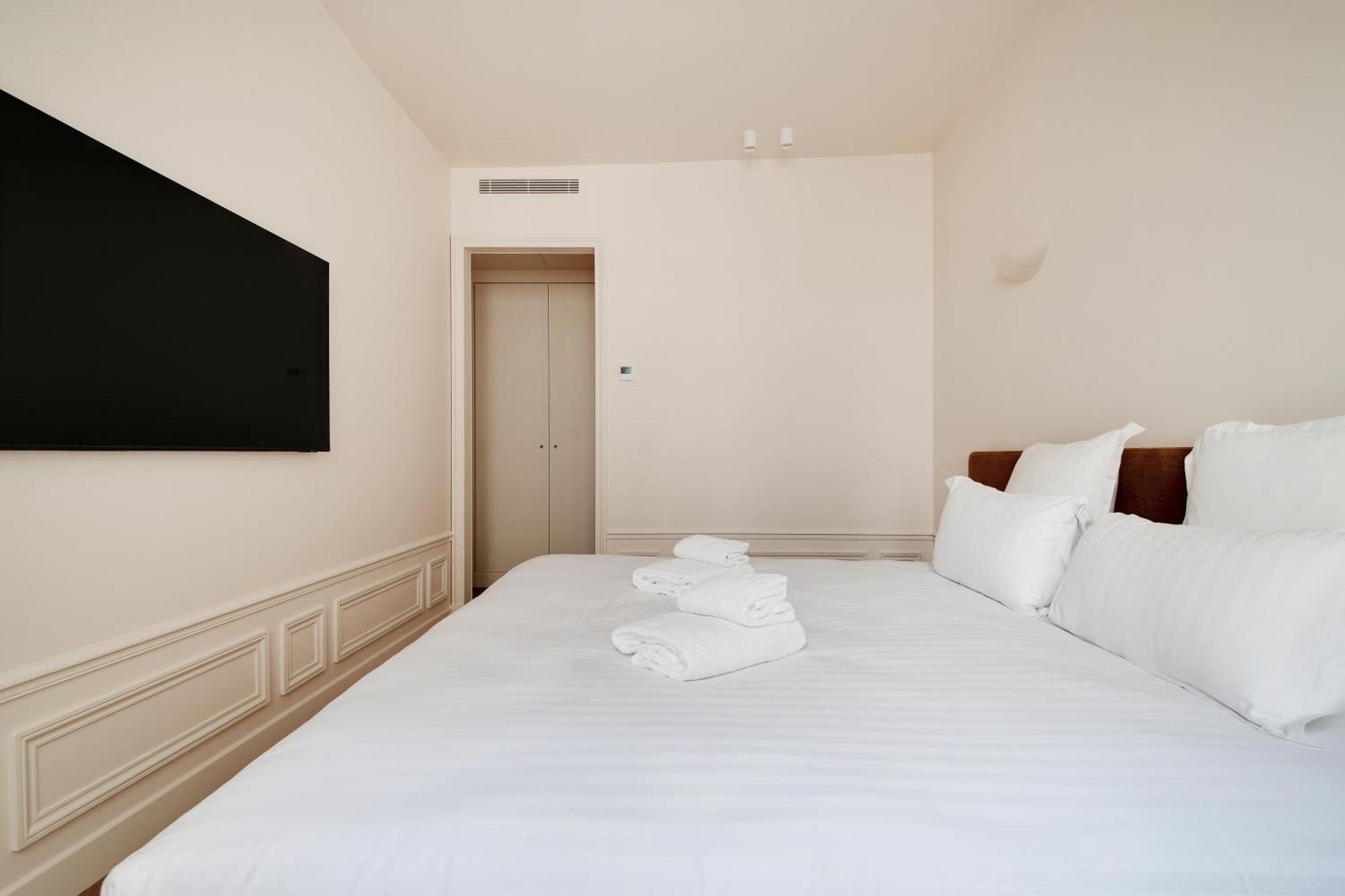 Pick A Flat'S Apartements With Services In Louvre - Rue Des Halles Paris Exteriör bild